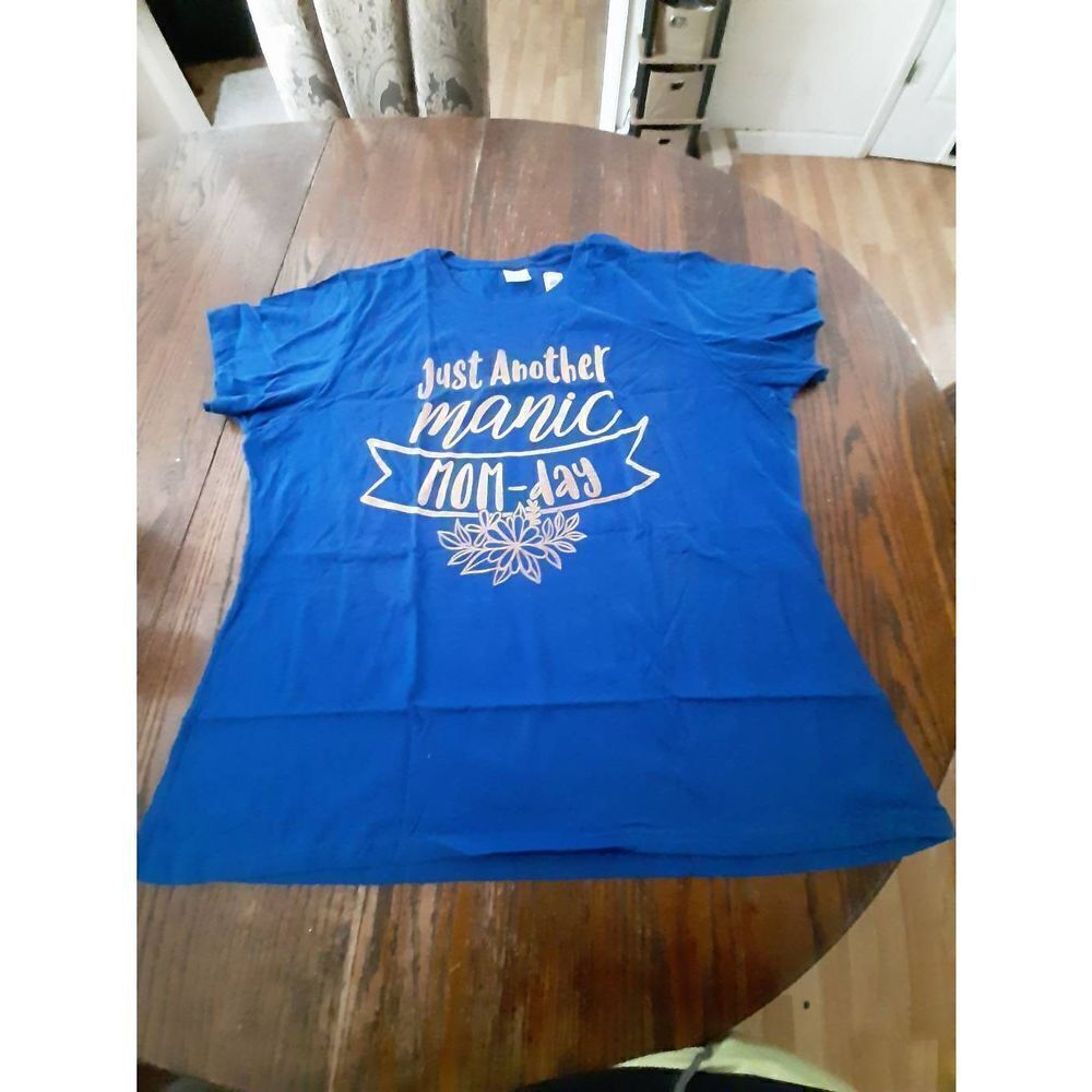 New 3XL Just Another Manic Mom-Day Blue Short Sleeve Cotton Tee T-Shirt Top NWT